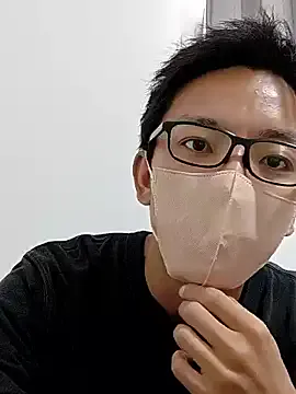 MiraKova – webcam model profile photo Image 12