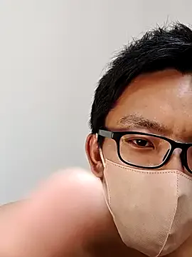 MiraKova – webcam model profile photo Image 9