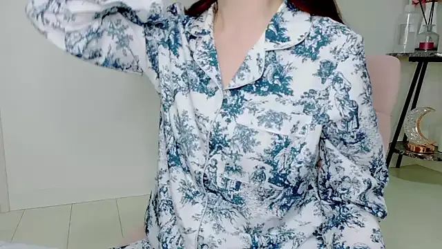 Ashepova000 – webcam model profile photo Image 13