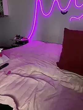 AndreaKalo – webcam model profile photo Image 11