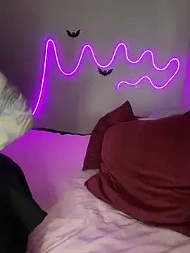 AndreaKalo – webcam model profile photo Image 12