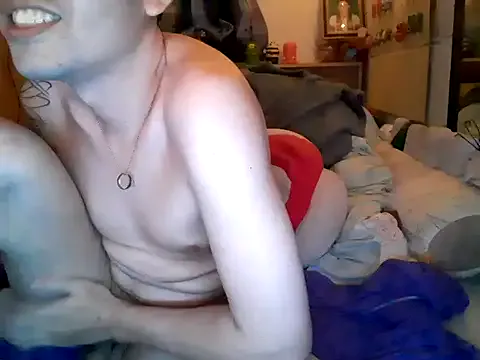 Dolce – webcam model profile photo Image 7