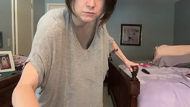 lovememoreamore – webcam model profile photo Image 2