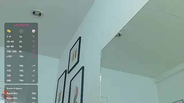 MiraKova – webcam model profile photo Image 8