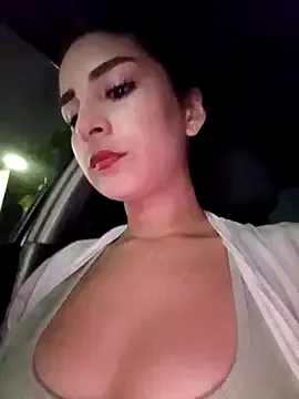 AmyJacobs – webcam model profile photo Image 8