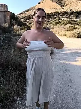 AbbyDickinson96 – webcam model profile photo Image 2