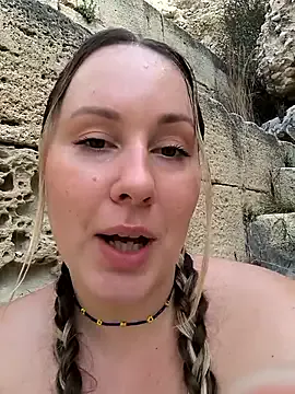 AbbyDickinson96 – webcam model profile photo Image 6