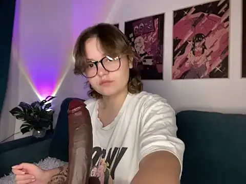 VenusRusell – webcam model profile photo Image 14