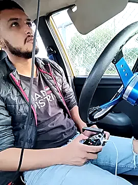 Dolce – webcam model profile photo Image 15