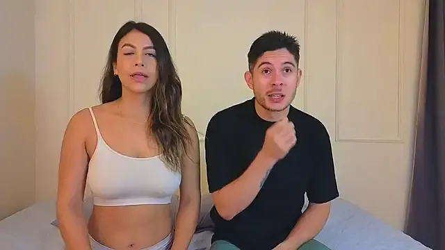 Taanni – webcam model profile photo Image 14