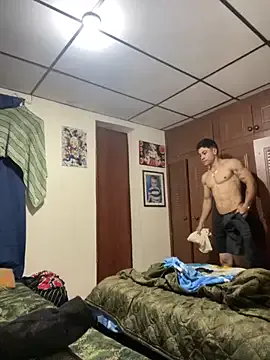 ainaht – webcam model profile photo Image 9