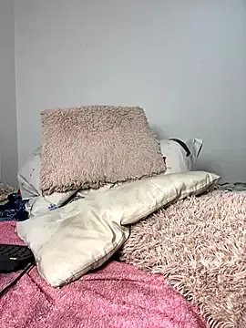 PaulinaGiovanni – webcam model profile photo Image 3