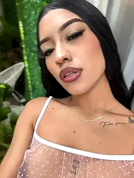 priya_sharma02 – webcam model profile photo Image 8