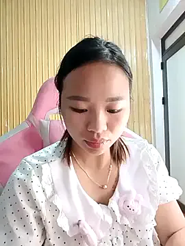 PollyElfi – webcam model profile photo Image 9