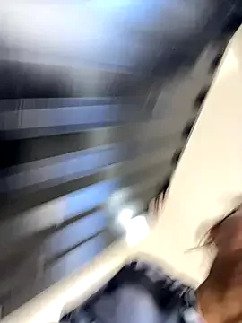 Dolce – webcam model profile photo Image 16