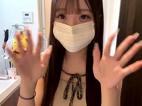 Dolce – webcam model profile photo Image 8