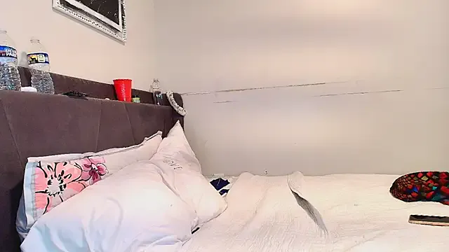 SajaraBowen – webcam model profile photo Image 18