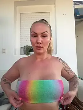 PollyElfi – webcam model profile photo Image 6