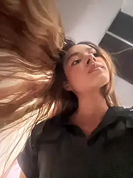 p6w_official – webcam model profile photo Image 3