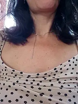 PollyElfi – webcam model profile photo Image 3