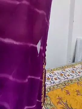 HaleyLyon – webcam model profile photo Image 2