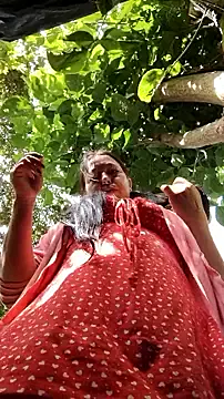 IvyHarpers – webcam model profile photo Image 13