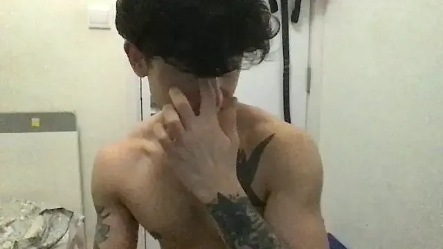 ElaRossie – webcam model profile photo Image 3