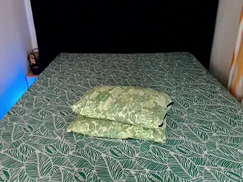 MollyBoston – webcam model profile photo Image 16