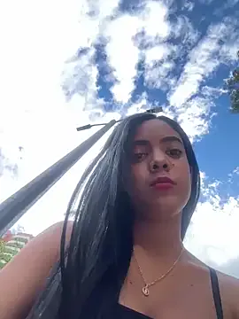 MadelineLane – webcam model profile photo Image 10