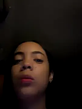 MadelineLane – webcam model profile photo Image 16