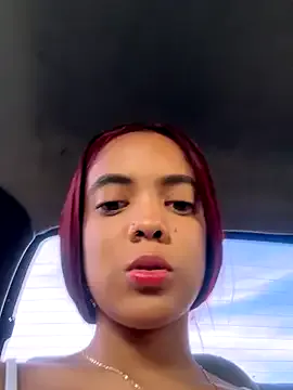 MadelineLane – webcam model profile photo Image 5