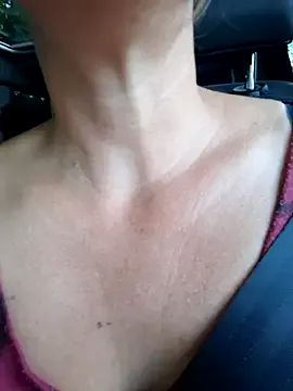 Jane – webcam model profile photo Image 16