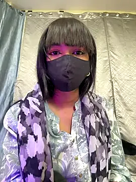 SherineNorth – webcam model profile photo Image 9