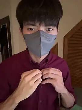 Dolce – webcam model profile photo Image 3