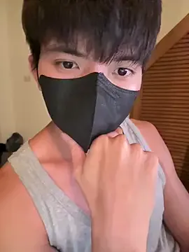 Dolce – webcam model profile photo Image 5