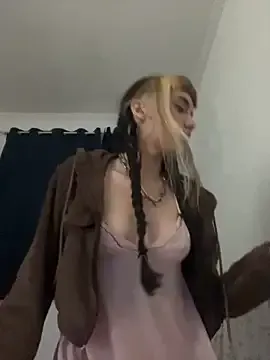 JessieLiu – webcam model profile photo Image 3