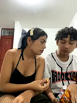 PaulaValdez – webcam model profile photo Image 13