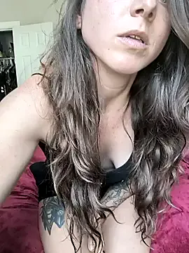 GinaSalvatore – webcam model profile photo Image 2