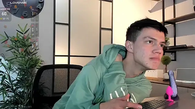 Zoluszka – webcam model profile photo Image 14