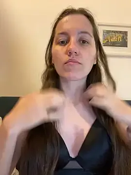 AntonellaBahamon – webcam model profile photo Image 19