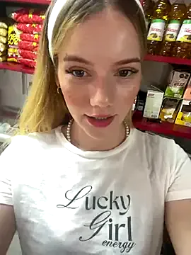 CatalinaDalessio – webcam model profile photo Image 5