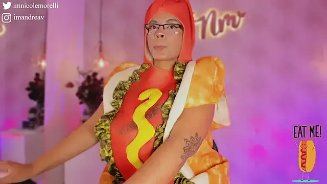 EwaBrown – webcam model profile photo Image 12