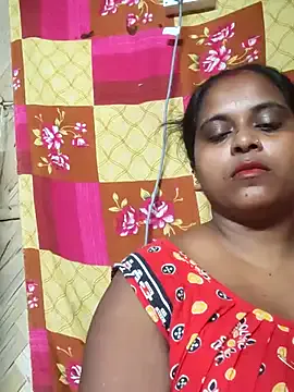 VenusRusell – webcam model profile photo Image 5