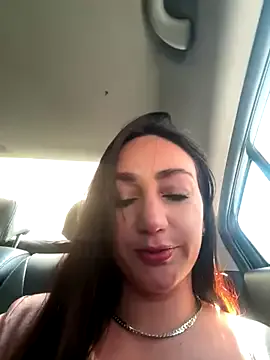 CocoaMilk18 – webcam model profile photo Image 10