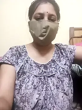 MelinaLuviani – webcam model profile photo Image 11