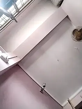 MelinaLuviani – webcam model profile photo Image 5