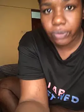 ChloeCerisse – webcam model profile photo Image 3