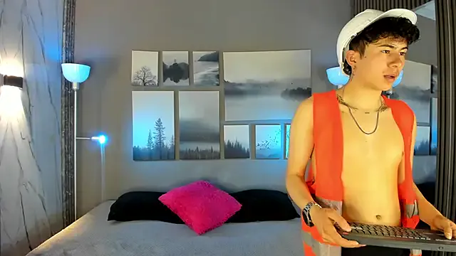 HaleyLyon – webcam model profile photo Image 15