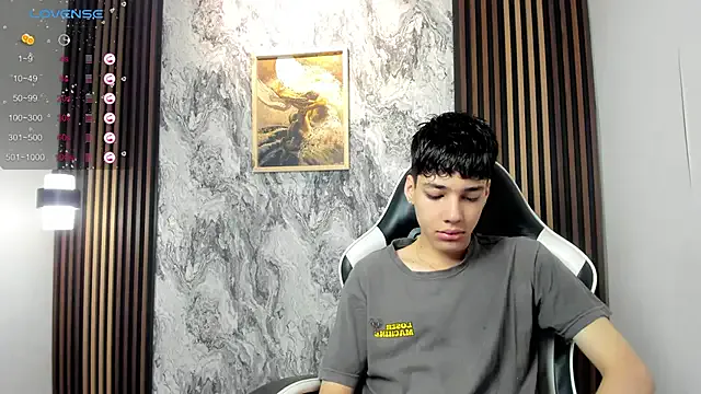 KateGale – webcam model profile photo Image 11