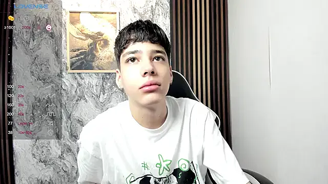 KateGale – webcam model profile photo Image 13